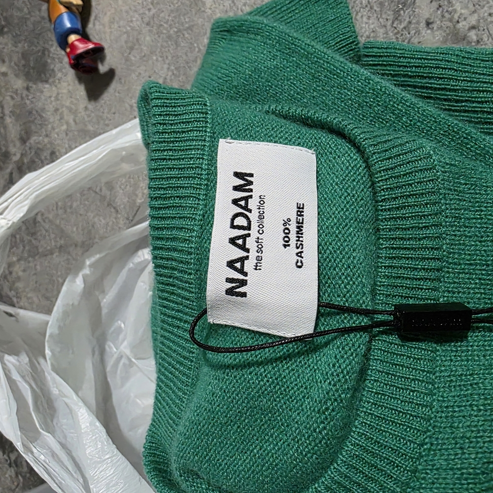 Naadam Green Cashmere Sweater